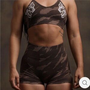 Darc Sport MOJAVE BROWN NATIVE CAMO
Gym Shorts